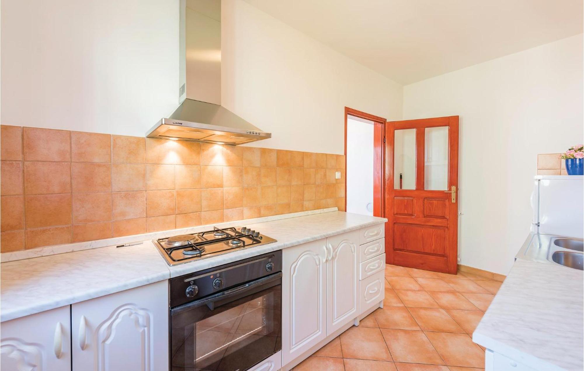 Amazing Apartment In Rabac With Kitchen Eksteriør billede