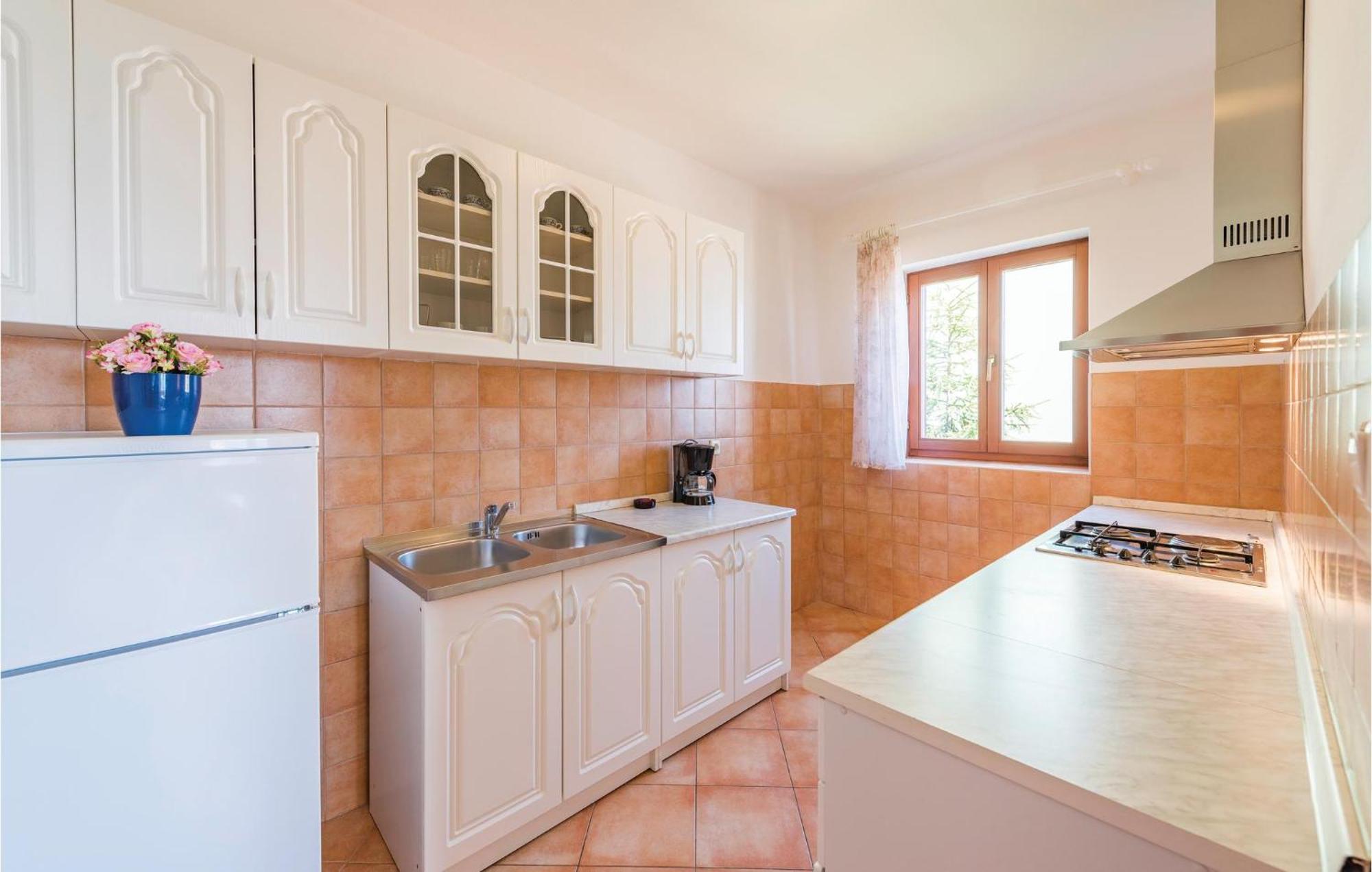Amazing Apartment In Rabac With Kitchen Eksteriør billede